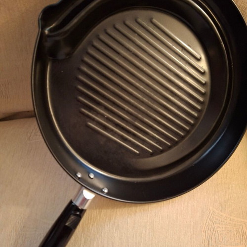 Grill Pan 30cm like new