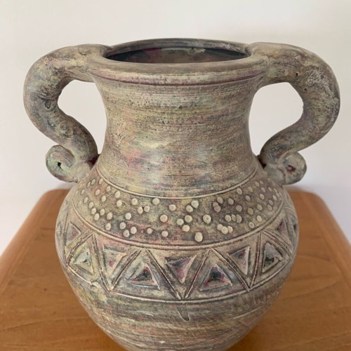 Vintage ceramic decorative amphora vase like new