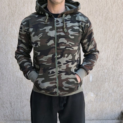 Men's Fleece Camouflage Jacket Large like new, very warm
