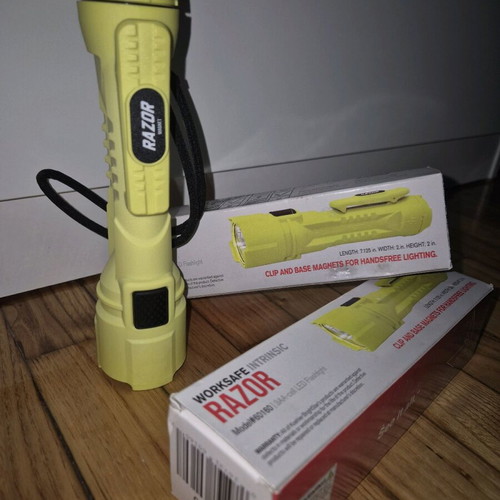 Bright Star Razor flashlight new WorkSAFE LED 3AA 325 lumens