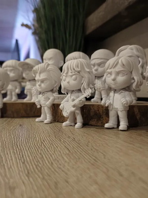Stranger Things character figures new, 12 cm height
