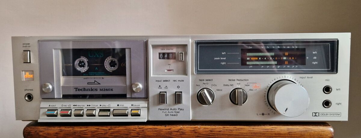 Technics RS-M240X cassette deck like new - € 109,00 - Vendora.cy