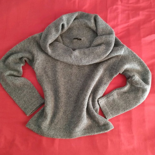 Sisley wool sweater with loose turtleneck, like new, gray, size S