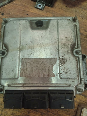 ECU Renault 1.9 DCI Bosch 0281001934 used