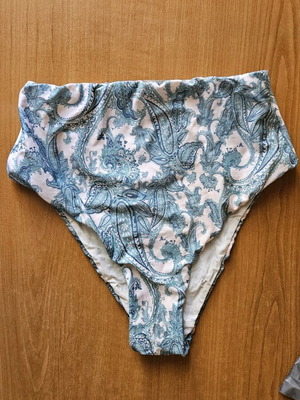 Vassia Kostara bikini bottom used, size XS, blue