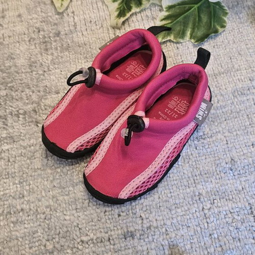 Sterntaler kids beach shoes fuchsia No 21.5 like new