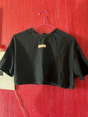 Shein crop top short sleeve like new, size M