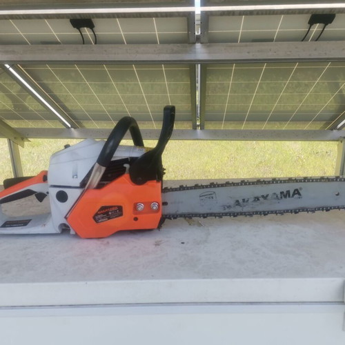 Nakayama PC4600 Chainsaw 2.45HP 45CC 45CM like new