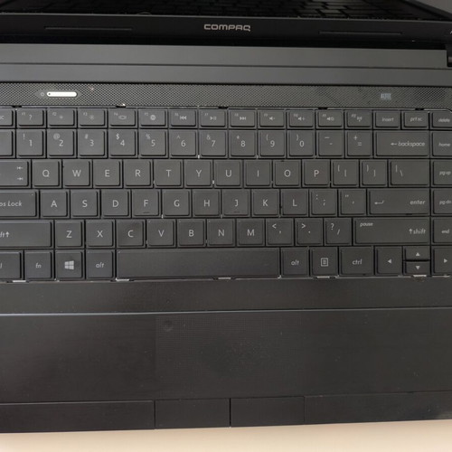 HP Compaq Presario CQ57 laptop used, 15.6" HD, AMD E-450, 4GB RAM, 320GB HDD