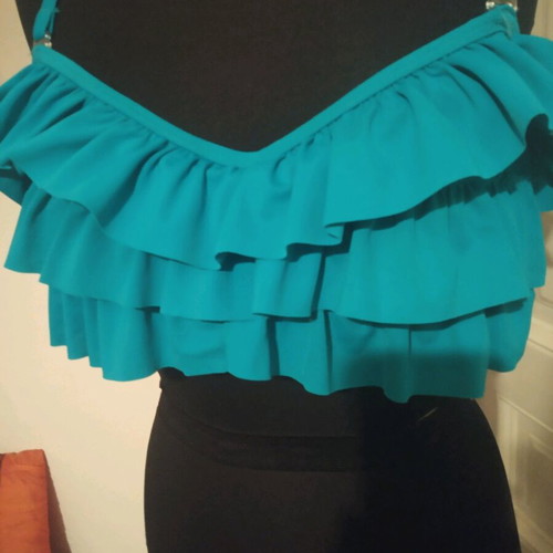 swimsuit with ruffles size 85C