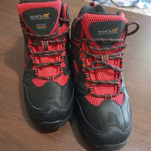 Regatta hiking boots like new, size 38, red