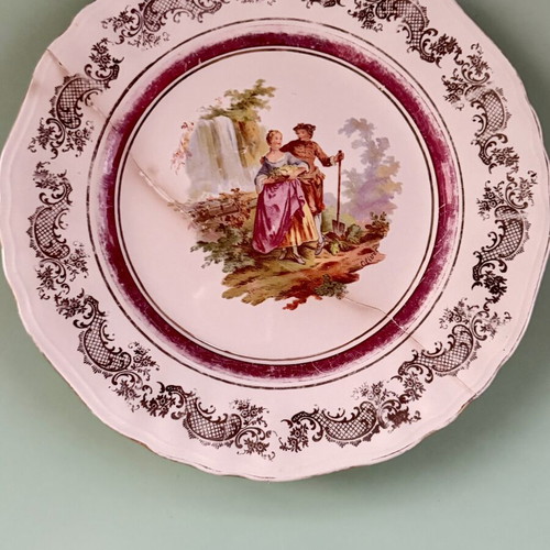 Vintage ceramic plate used, diameter 23cm, repaired