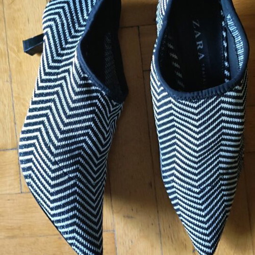 Zara Zig Zag Striped Pumps like new, size 37