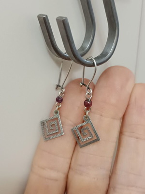 Silver 925 dangling earrings like new, lightweight