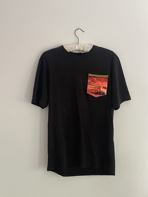 Louis Vuitton T-shirt with red pocket, size M