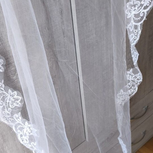Wedding Veil with Embroidered Floral Lace 140x110 cm new, white