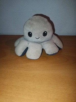 Plush octopus like new with two sides