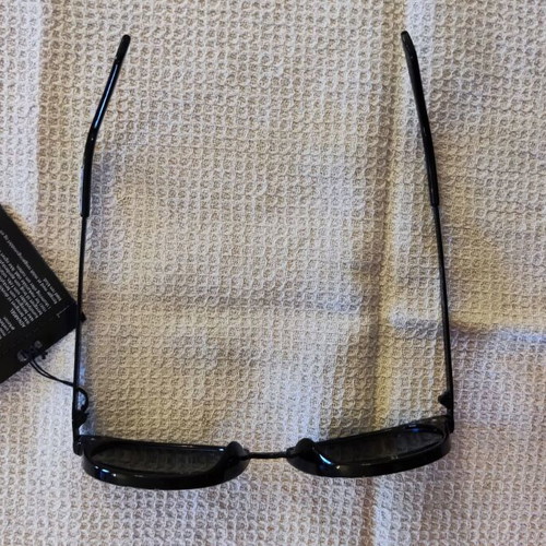 Solo-Solis NDL2657 sunglasses new, black with metal striped arms