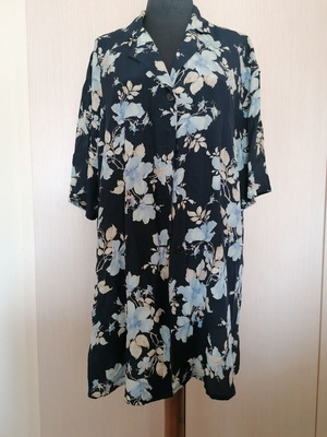 Persona by Marina Rinaldi silk shirt tunic like new, floral design