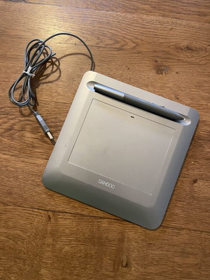 Wacom Bamboo One CTF-430 graphics tablet used, ideal for Osu!