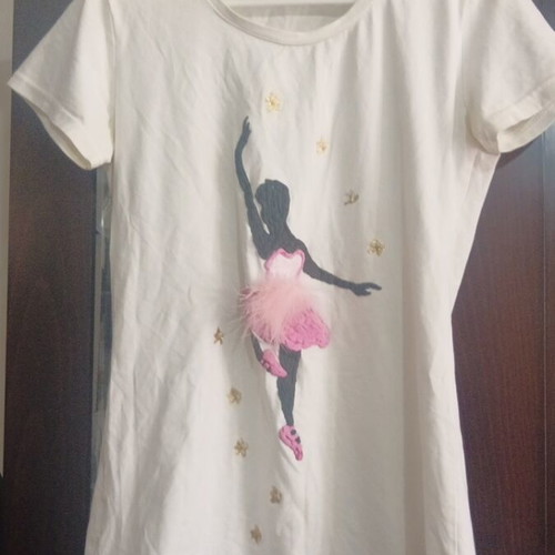 Women's blouse with handmade ballerina design like new