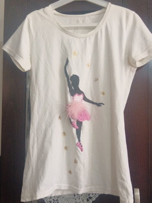 Women's blouse with handmade ballerina design like new
