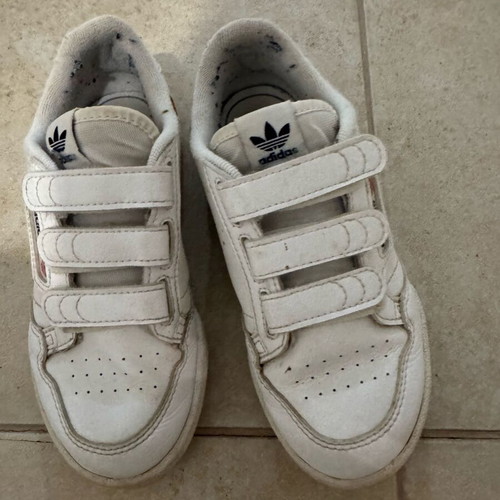 Adidas athletic shoes like new, size 31, white