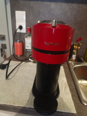 Nespresso Vertuo Next espresso machine like new
