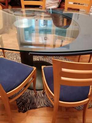 Glass dining table with extension used 1.60+1.00 m