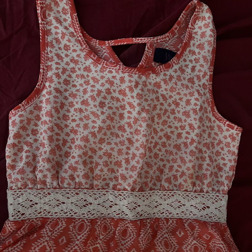 Girls' asymmetrical dress size 9 years New Kind, like new, white and red