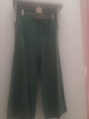 Pants with wide cuff, zipper and button front like new