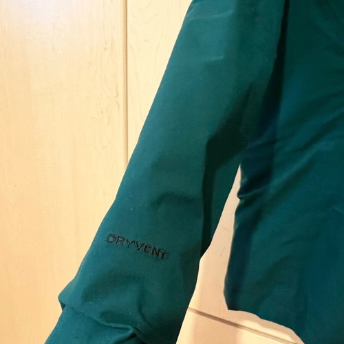 The North Face Women's Jacket Cypress Like New With Fur Lining