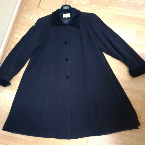 Blue wool-cashmere coat new, size L