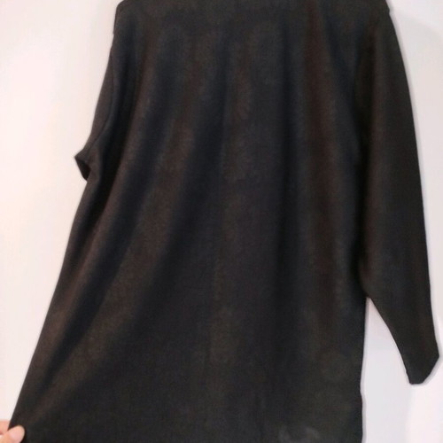 Black blouse XL, XXL like new with embossed details