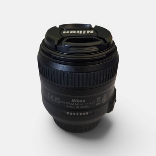Nikon AF-S DX Micro 40mm f/2.8G lens new