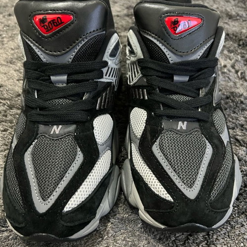 New Balance 9060 new sneakers size 42.5 black and gray