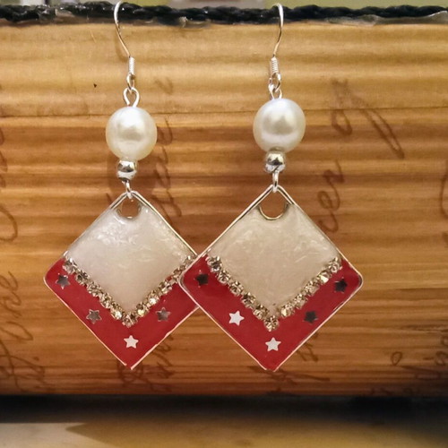 Handmade rhombus earrings white satin and red new