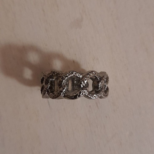 Ring new with chain design silver