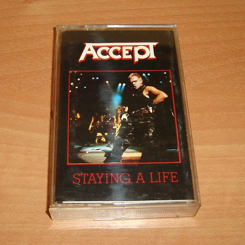 Accept Staying A Life cassette used, metal