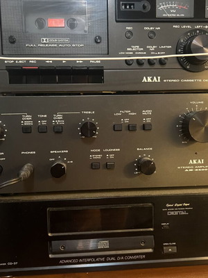 Akai A-2400 stereo amplifier, vintage 1970