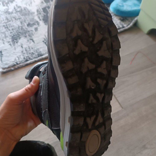 Snow boots like new