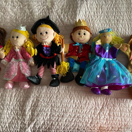 Giant puppets for puppet theater like new, set of 6