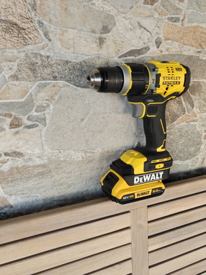 DeWalt 18v Adapter for Stanley V20 Tools New