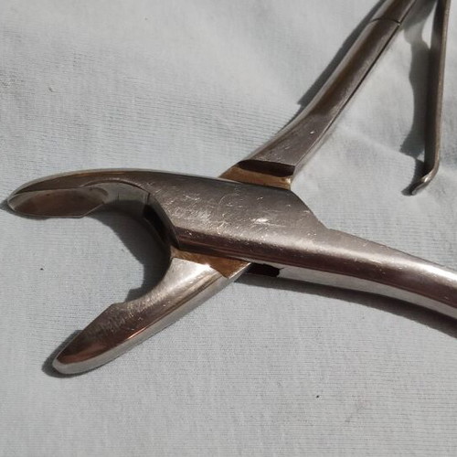 Vintage Bone Rongeur Sklar Instruments USA like new, military collection