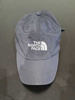 Καπέλο The North Face μαύρο σαν καινούργιο