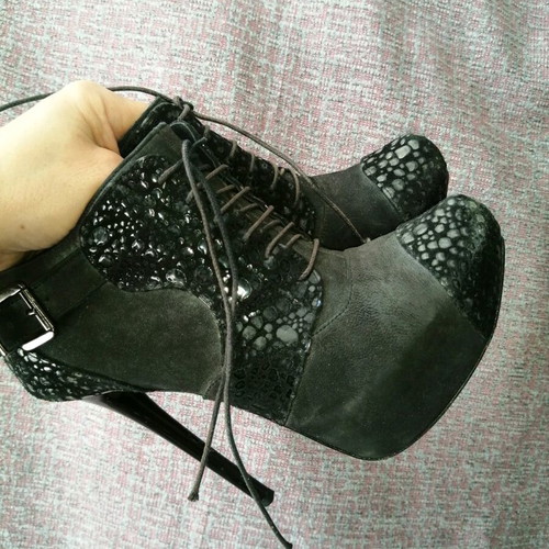 High-heeled shoes used, size 36, black