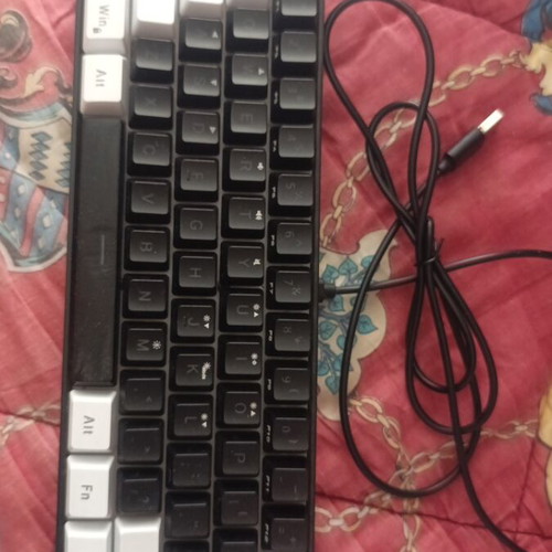 Gaming keyboard 60% membrane RGB used, black and white