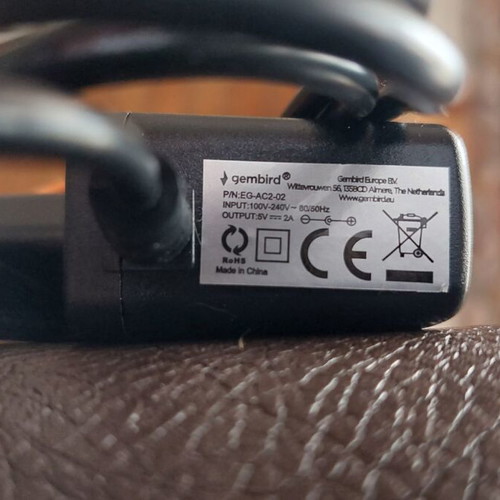 2A EU Plug Power Supply Adapter για USB πολύπριζο σαν καινούργιο