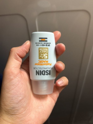 Isdin Fotoprotector Fusion Water SPF 50 new