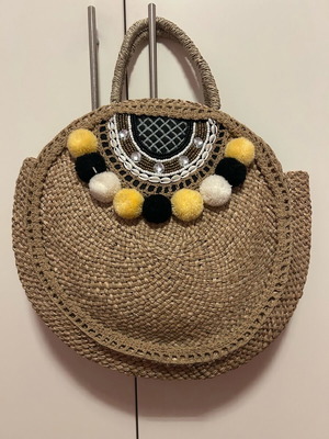 Straw large modern handbag beige new